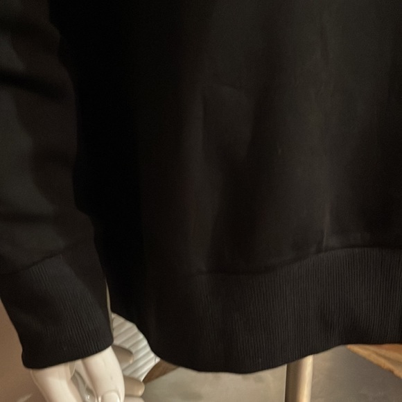 Michael Kors 1/4 Zip Long Sleeve Logo Pullover - XL in Black OR White - Picture 9 of 13